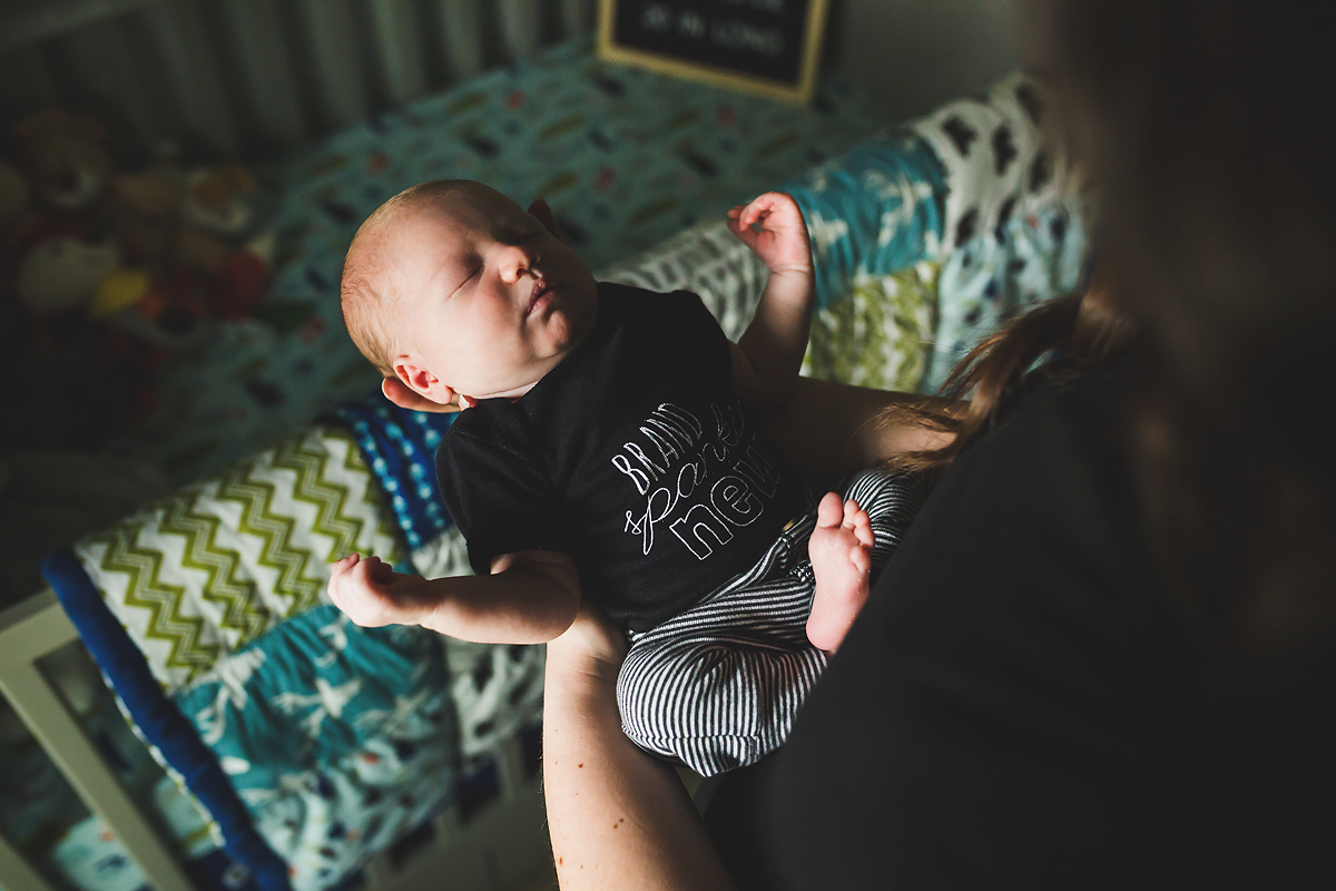Lifestyle Newborn Session | Indy Family Photographer | casey and her camera
