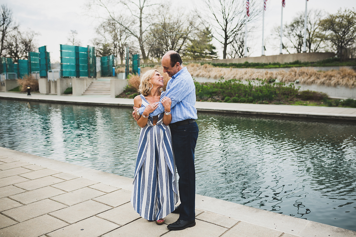 Indianapolis Canal Engagement Session | Indianapolis Photographers | casey and her camera