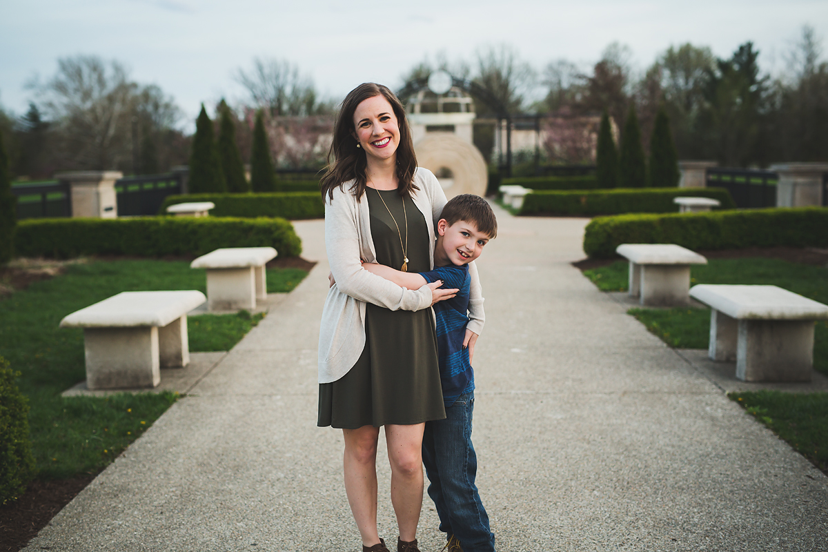 Extended Family Photography in Indianapolis | The Davis Family at Coxhall Gardens | casey and her camera