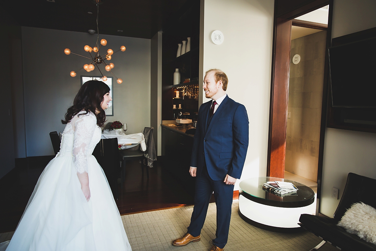 Indianapolis State House Elopement | Indianapolis Elopement Photographer | casey and her camera
