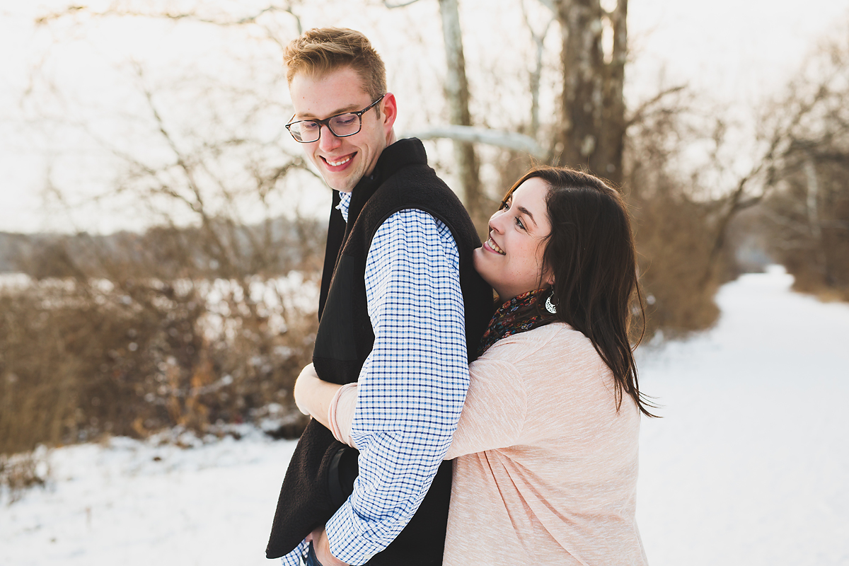 Snowy Engagement Session in Indianapolis | Indianapolis Photographers | casey and her camera