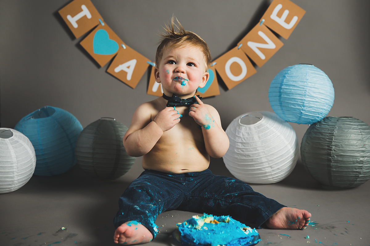 One Year Cake Smash | Cake Smash Boy | Indianapolis Photographers | casey and her camera