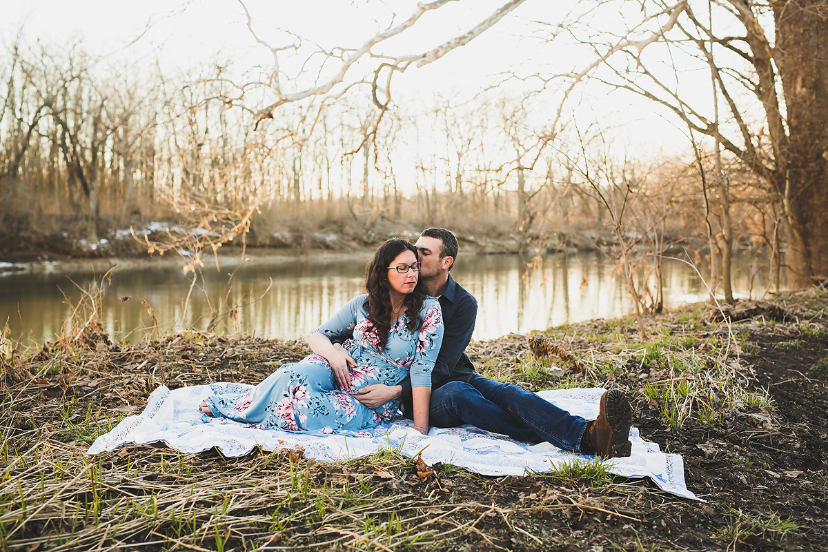Maternity Session at Potter's Bridge | Indianapolis Photographer | casey and her camera