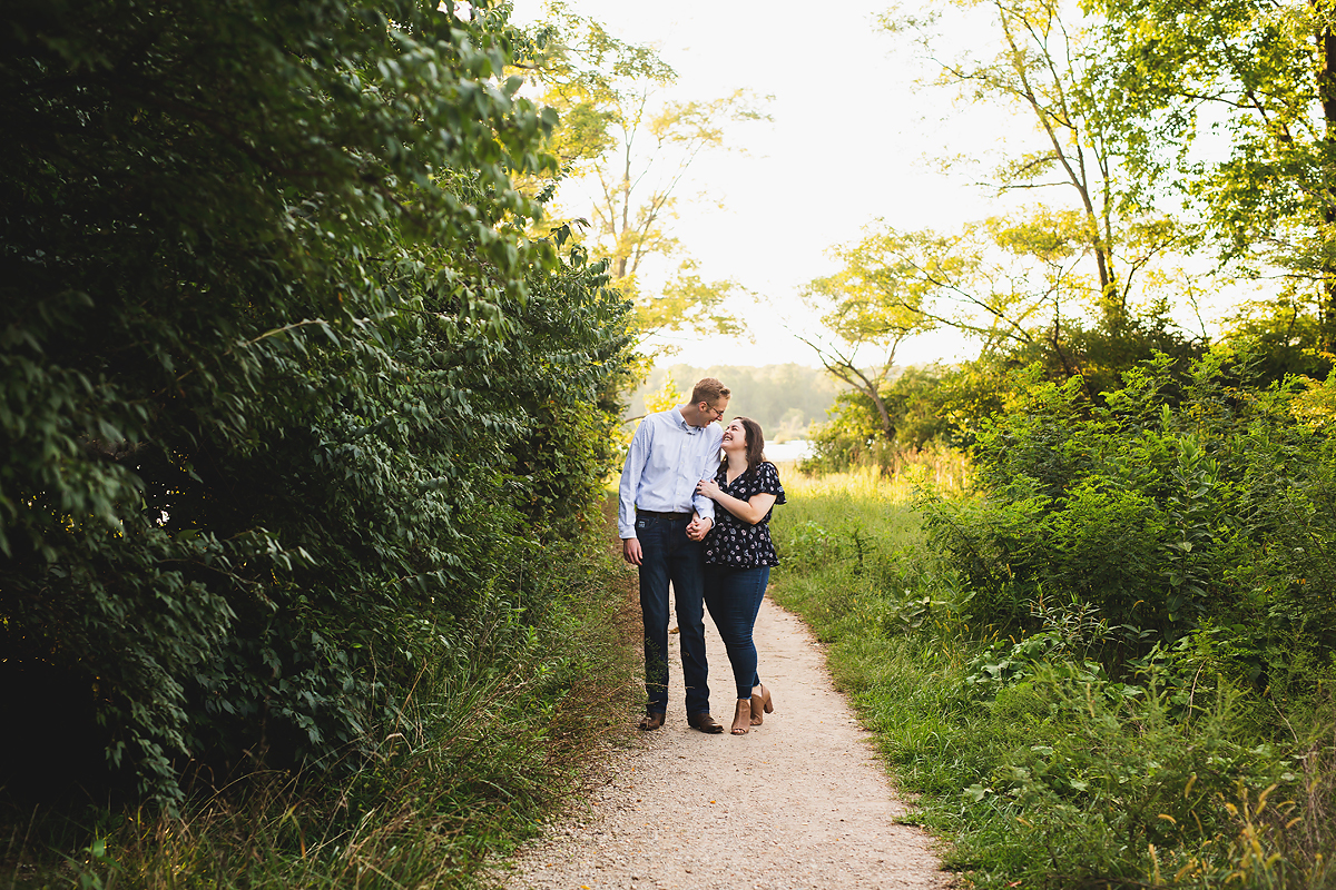 Indianapolis Wedding Photographer | Eagle Creek Engagement Session | casey and her camera
