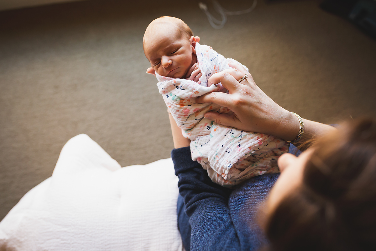 Lifestyle Newborn Session | Indianapolis Lifestyle Photographer | casey and her camera