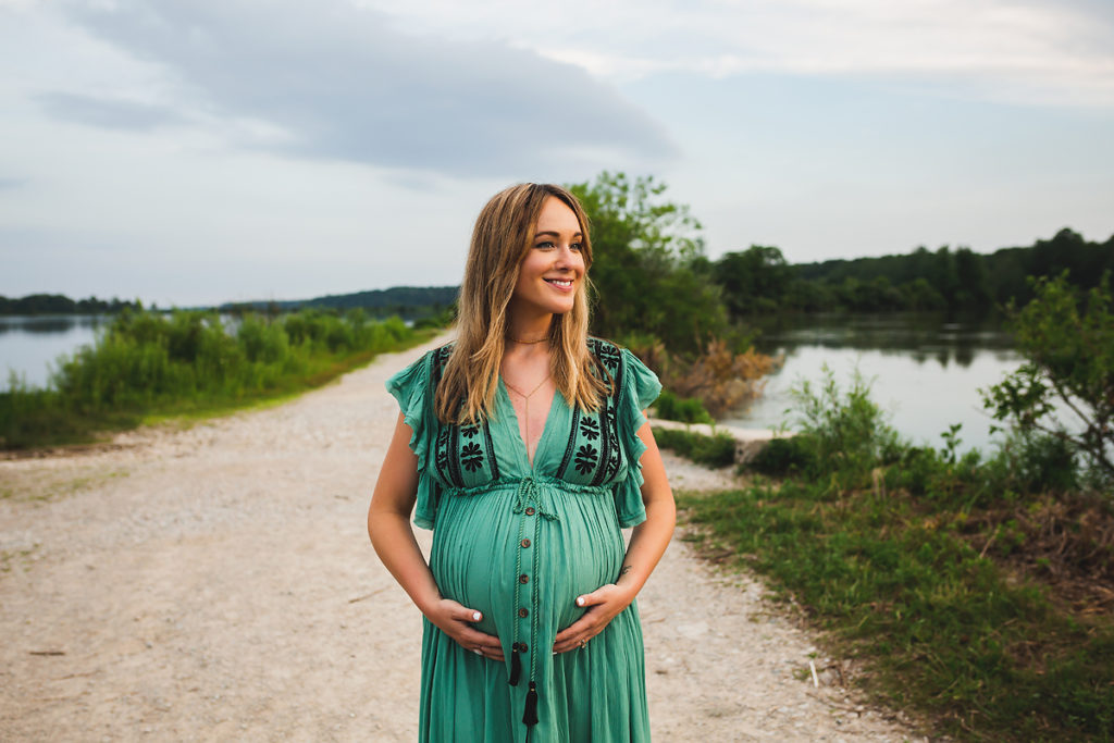 Eagle Creek Park Maternity Session | Indianapolis Maternity Photographer | casey and her camera