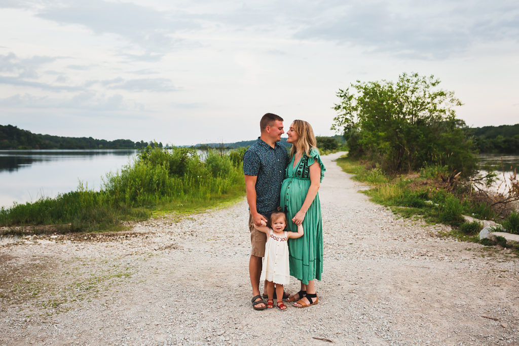 Eagle Creek Park Maternity Session | Indianapolis Maternity Photographer | casey and her camera