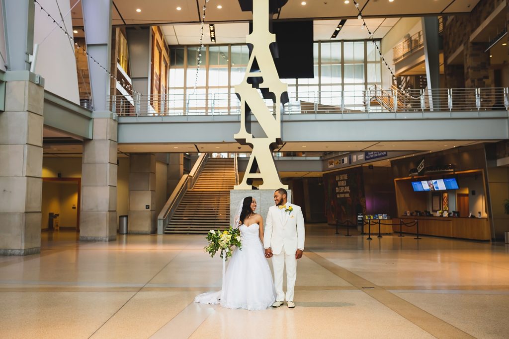 Indiana State Museum Wedding | Indianapolis Wedding Photographers | casey and her camera