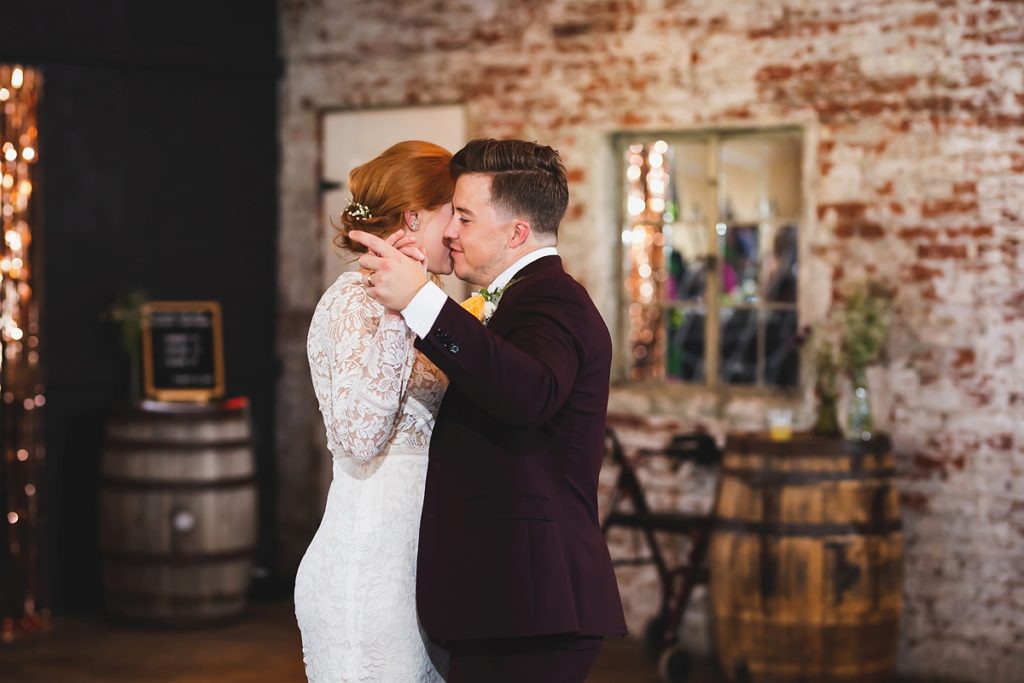 Indiana City Brewing Company Wedding | Indianapolis Wedding Photographer | casey and her camera