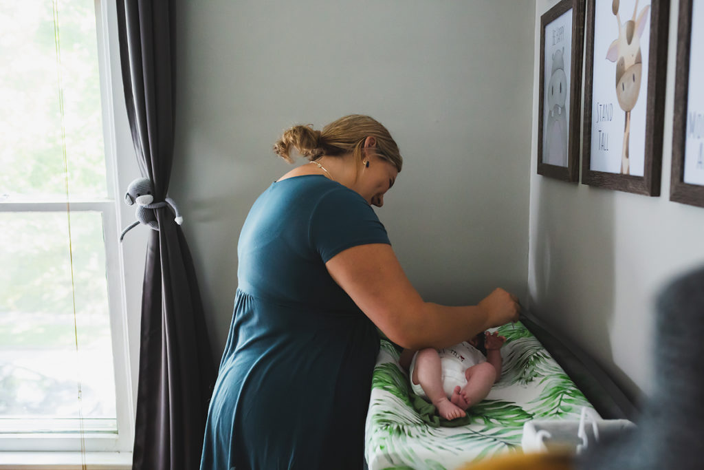 Family of Three | Newborn Lifestyle Session | casey and her camera