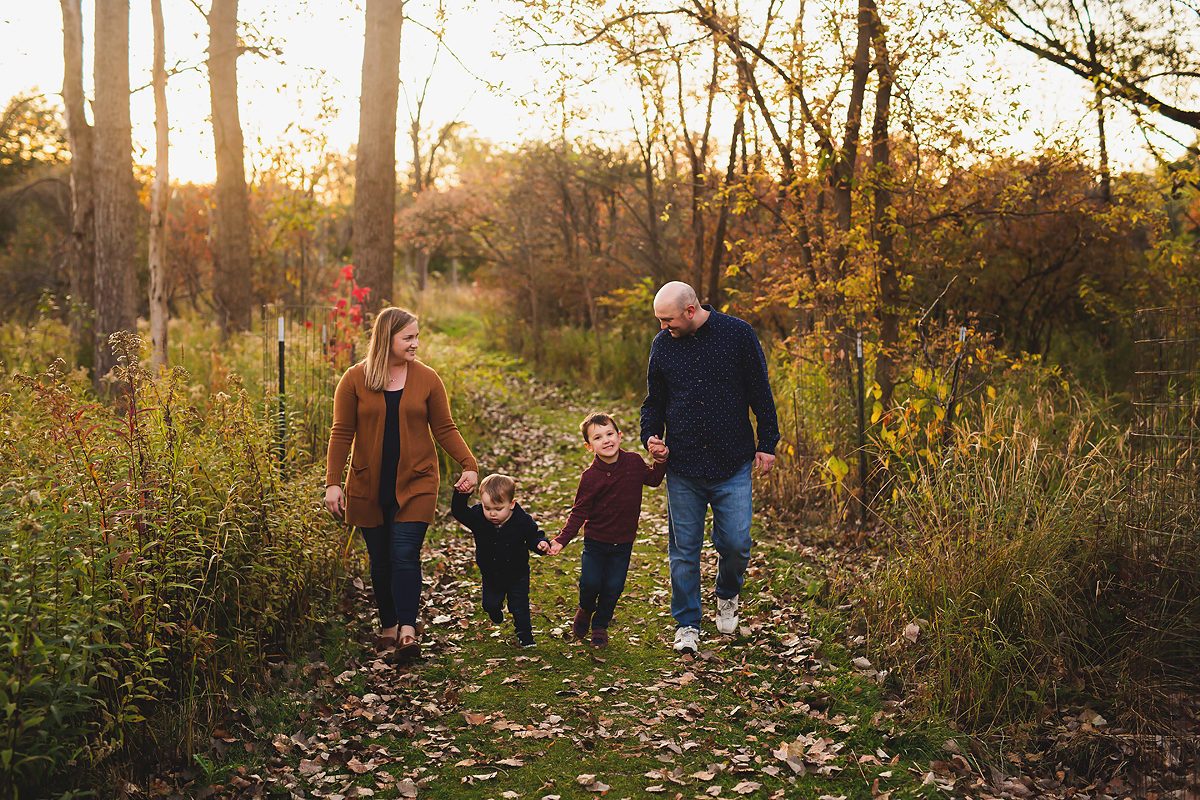 Ann Arbor Family Photographers | Fall Family Photos at Matthaei Botanical Gardens | Ann Arbor Photographers | casey and her camera
