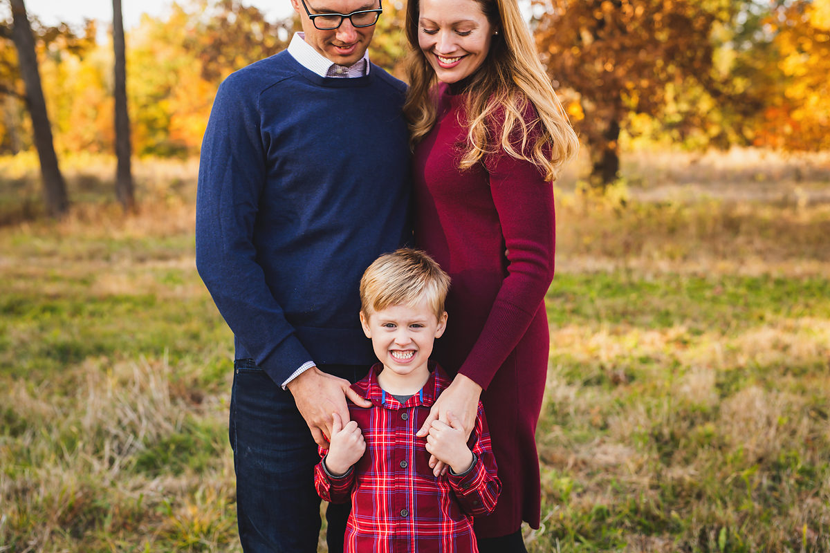 Family Photos for a Family of Three | Indianapolis Photographers | casey and her camera