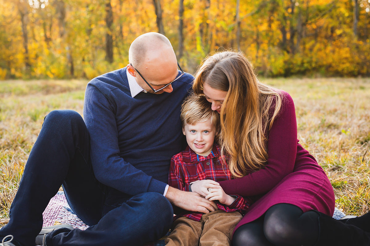 Family Photos for a Family of Three | Indianapolis Photographers | casey and her camera
