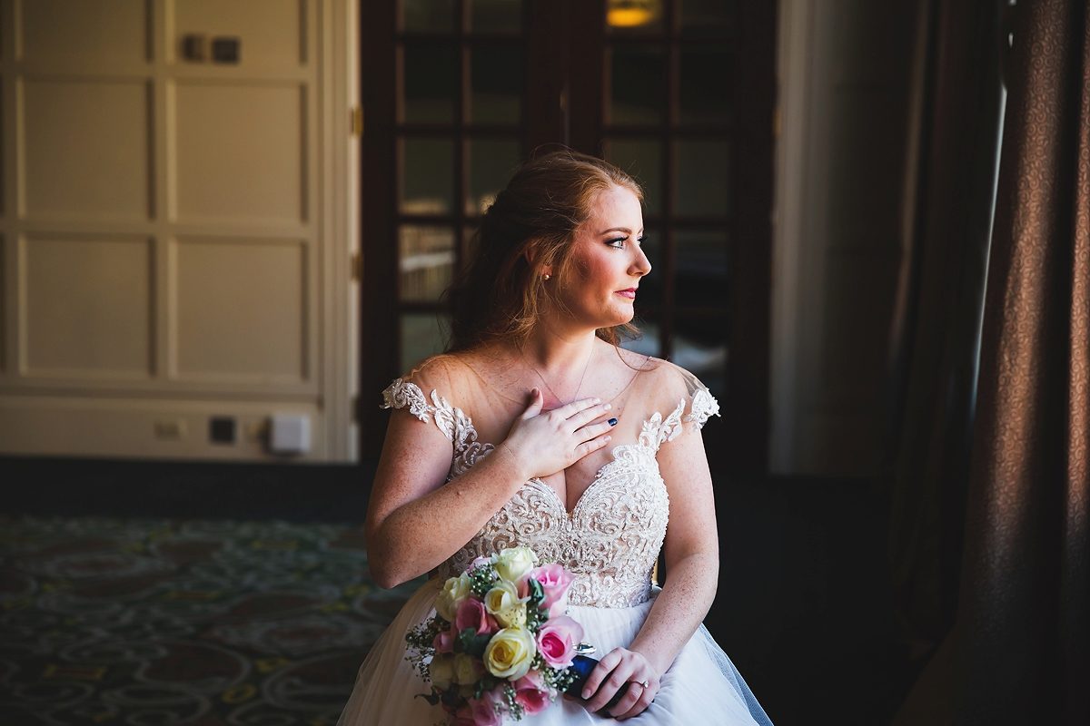 Crowne Plaza Wedding | Illinois Street Ballroom Wedding | Indianapolis Wedding Photographers | casey and her camera_0001