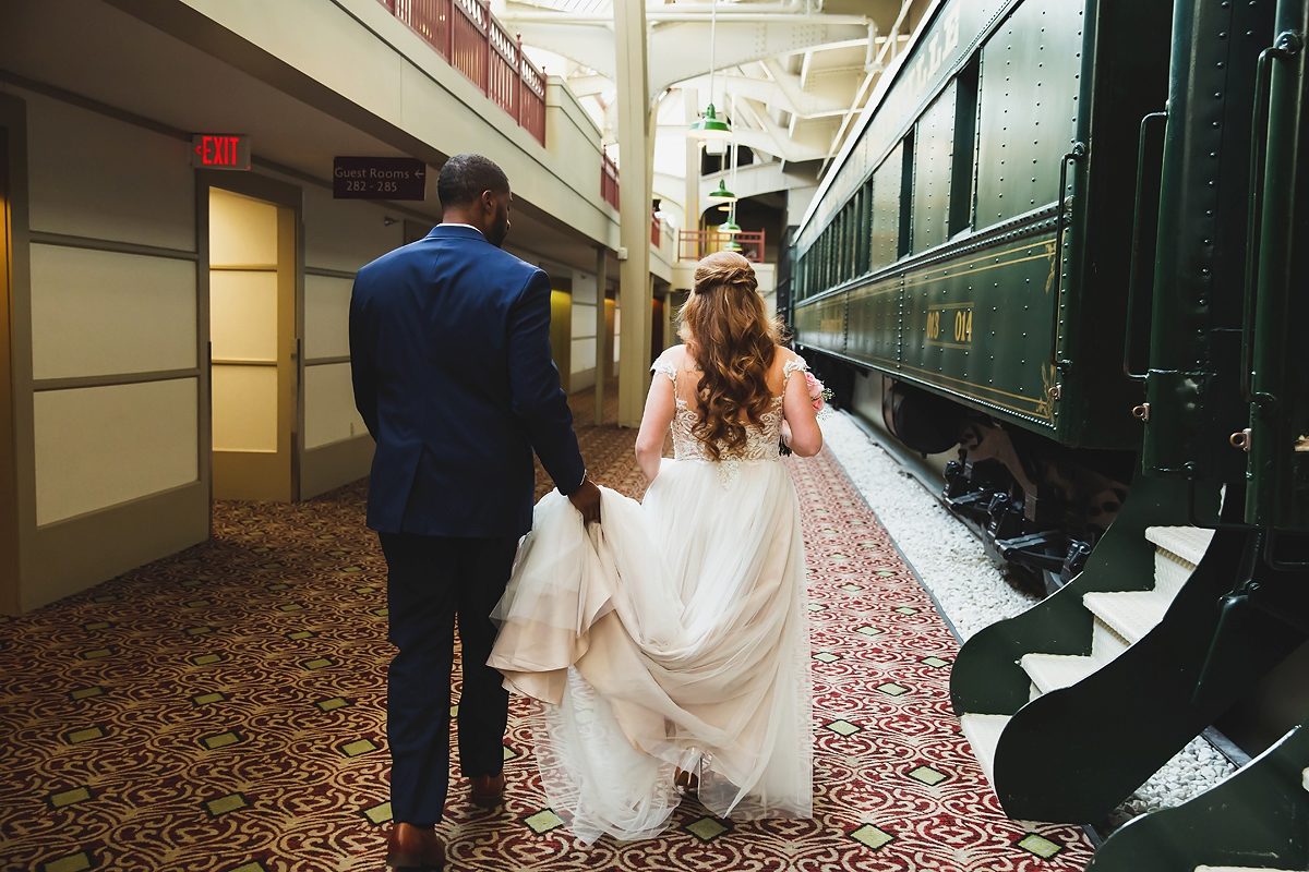 Crowne Plaza Wedding | Illinois Street Ballroom Wedding | Indianapolis Wedding Photographers | casey and her camera