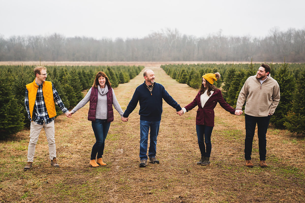 Dull's Tree Farm Family Session  | Indianapolis Family Photographer | casey and her camera