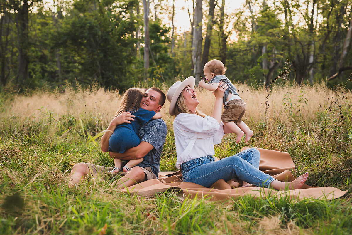 Woodsy Family Session | Indianapolis Family Photographer | casey and her camera