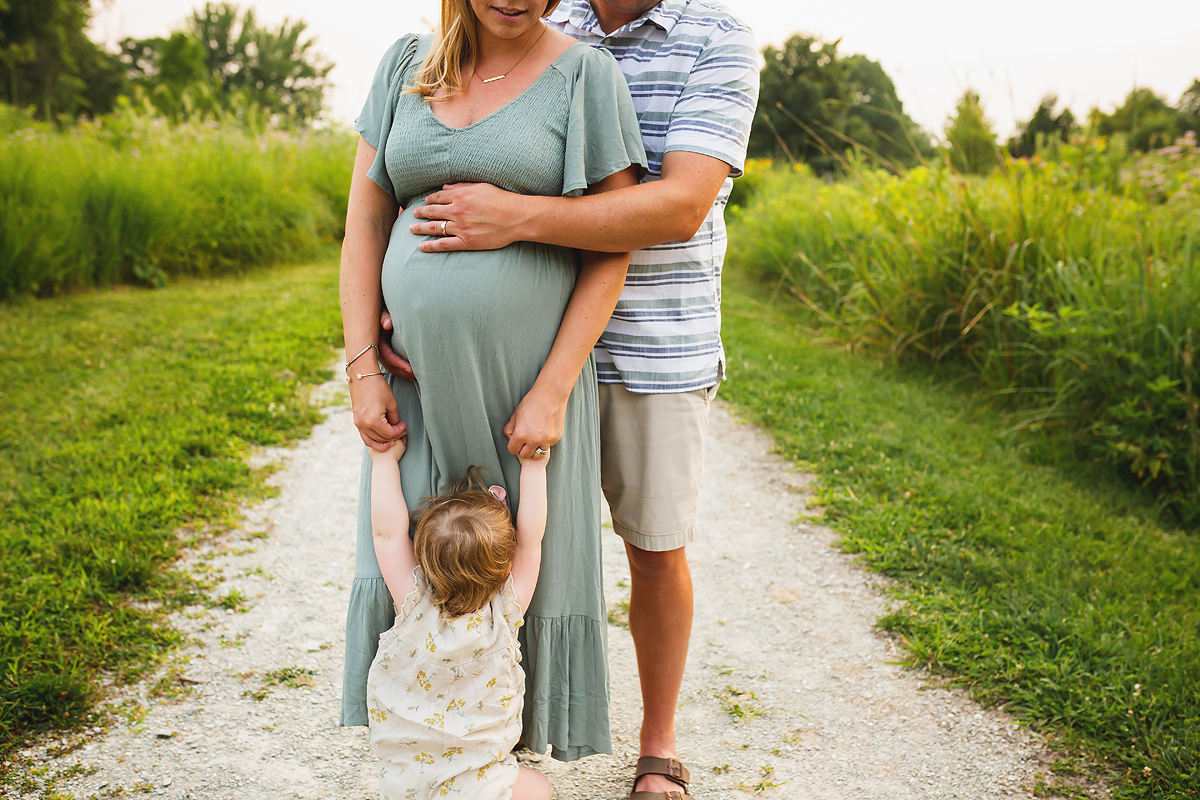 Cool Creek Maternity Session | Indianapolis Family Photographer | Indianapolis Maternity Photographer | casey and her camera