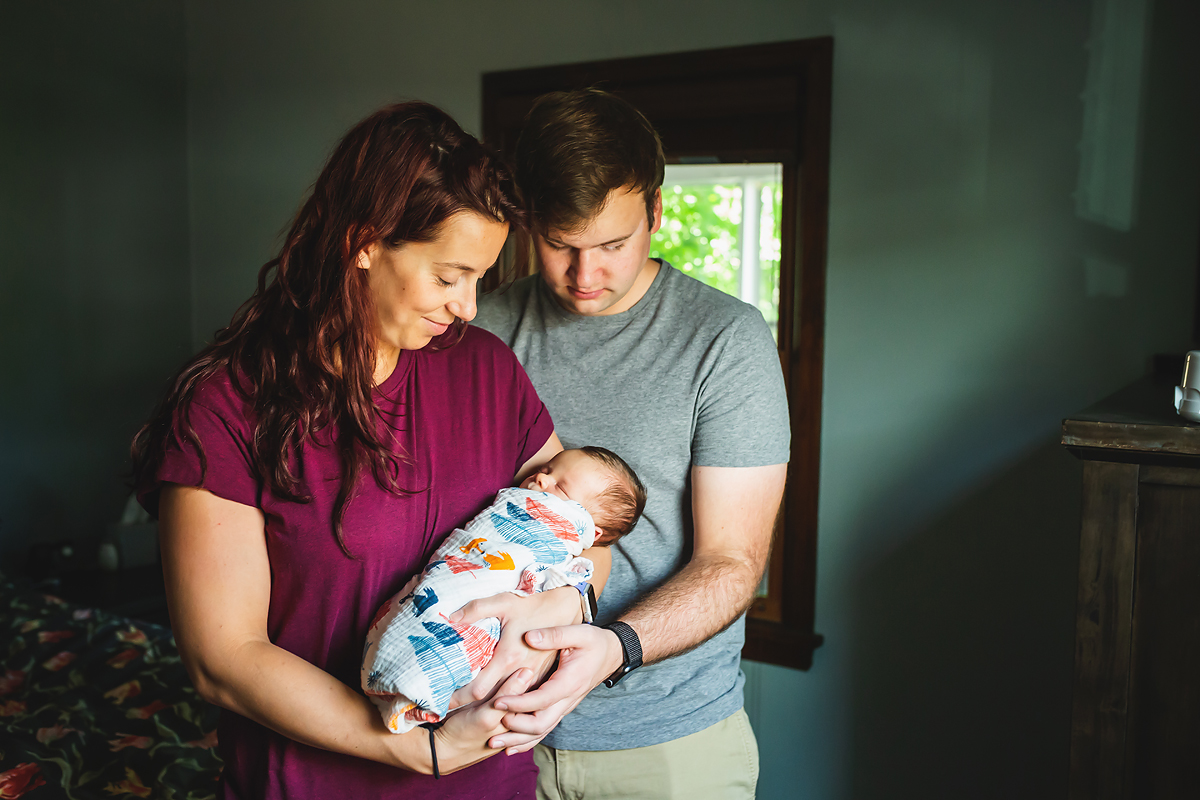 Indianapolis Newborn Session | Lifestyle Newborn Photographer | casey and her camera