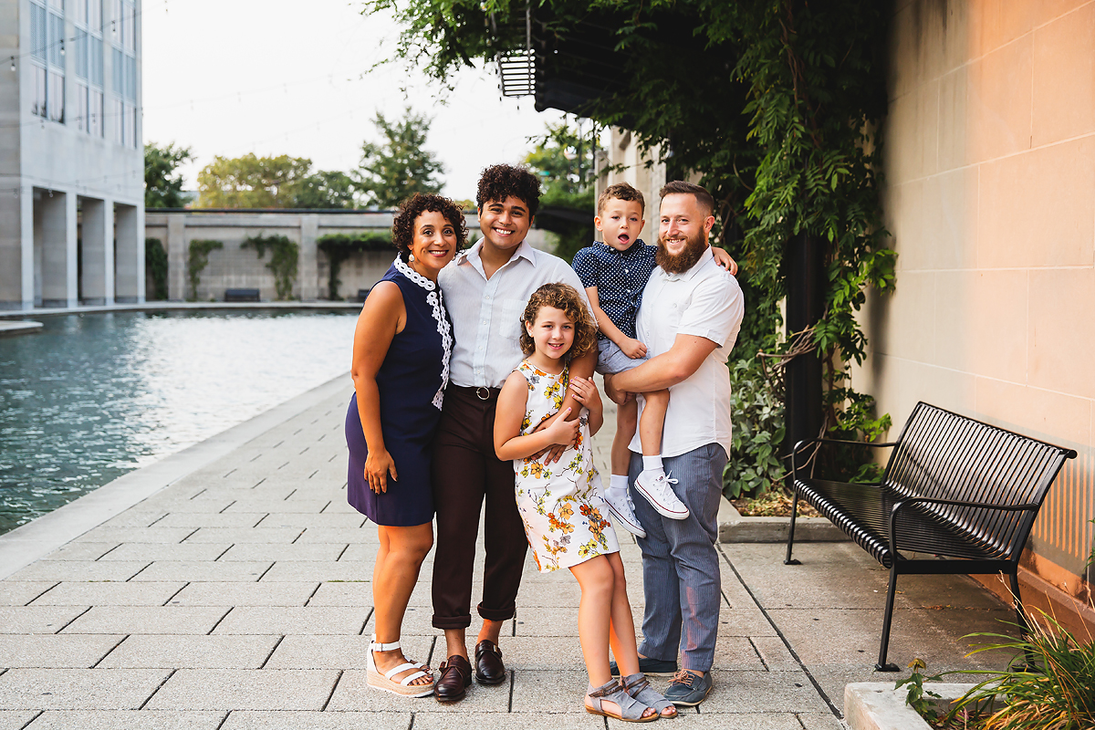 Indianapolis Canal Walk Family Session | Downtown Indianapolis Family Session | Indianapolis Family Photographer | casey and her camera