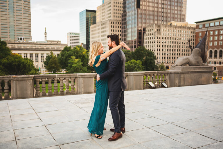 Downtown Indianapolis Engagement Session | Indianapolis Engagement