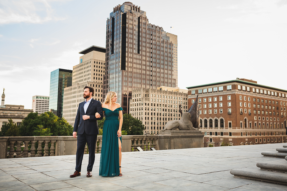 Downtown Indianapolis Engagement Session | Indianapolis War Memorial Engagement Session | Obelisk Square Engagement Session | casey and her camera