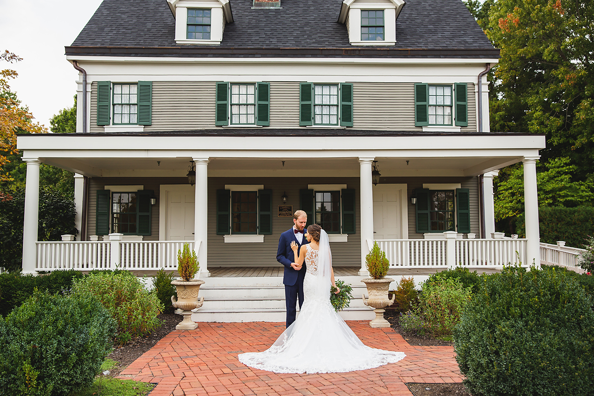 Historic Ambassador House Wedding | Indianapolis Wedding Photographer | casey and her camera