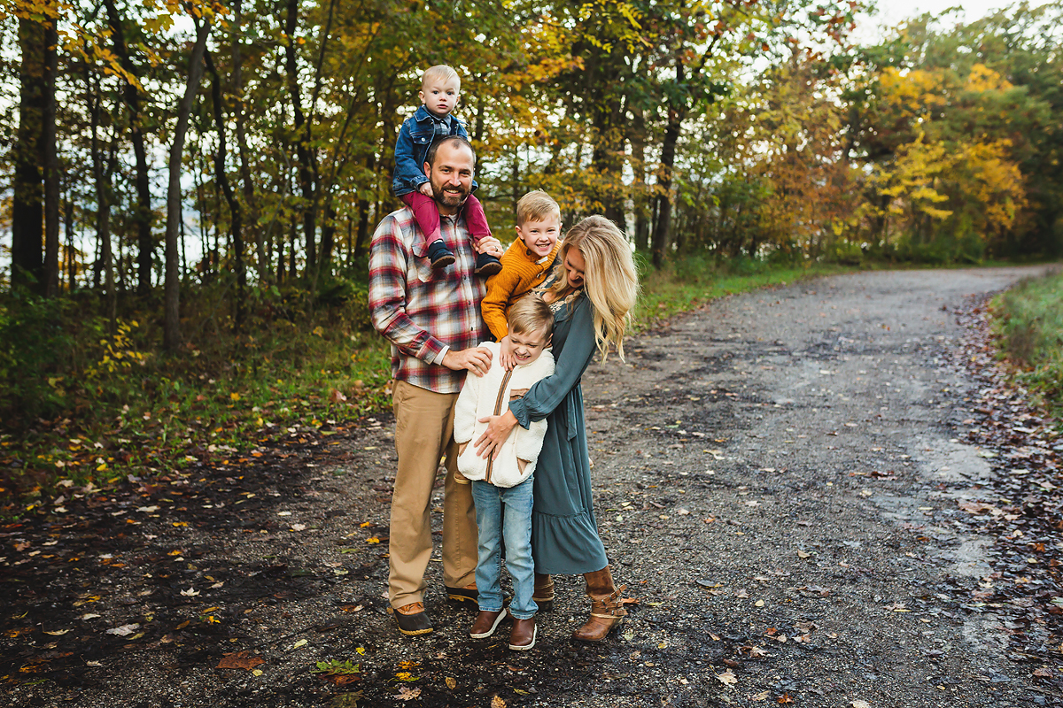 Fall Family Photos at Eagle Creek Park | Zionsville Family Photographer | Indianapolis Family Photographer | casey and her camera