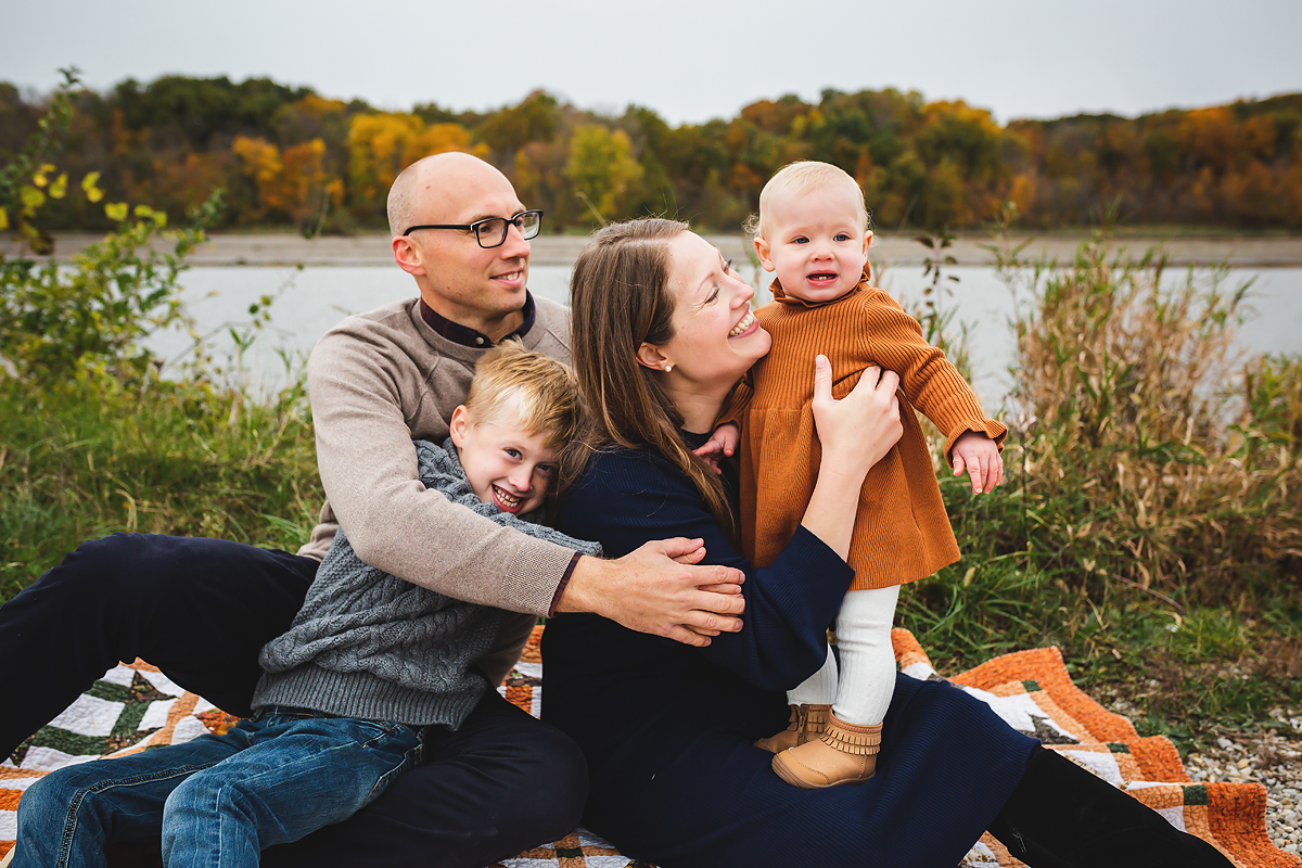 Indianapolis Family Photographer | Fall Family Photos | casey and her camera